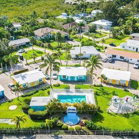 Poolfront Cottage Near Beach With Full Kitchen! Fort Myers Exterior photo