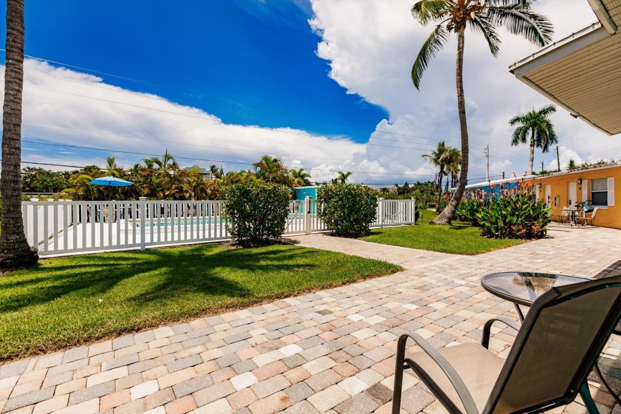 Poolfront Cottage Near Beach With Full Kitchen! Fort Myers Exterior photo