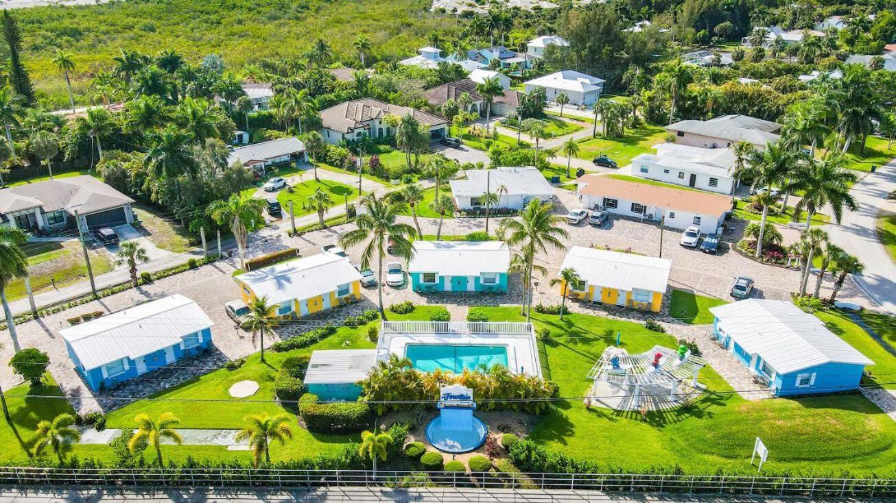 Poolfront Cottage Near Beach With Full Kitchen! Fort Myers Exterior photo